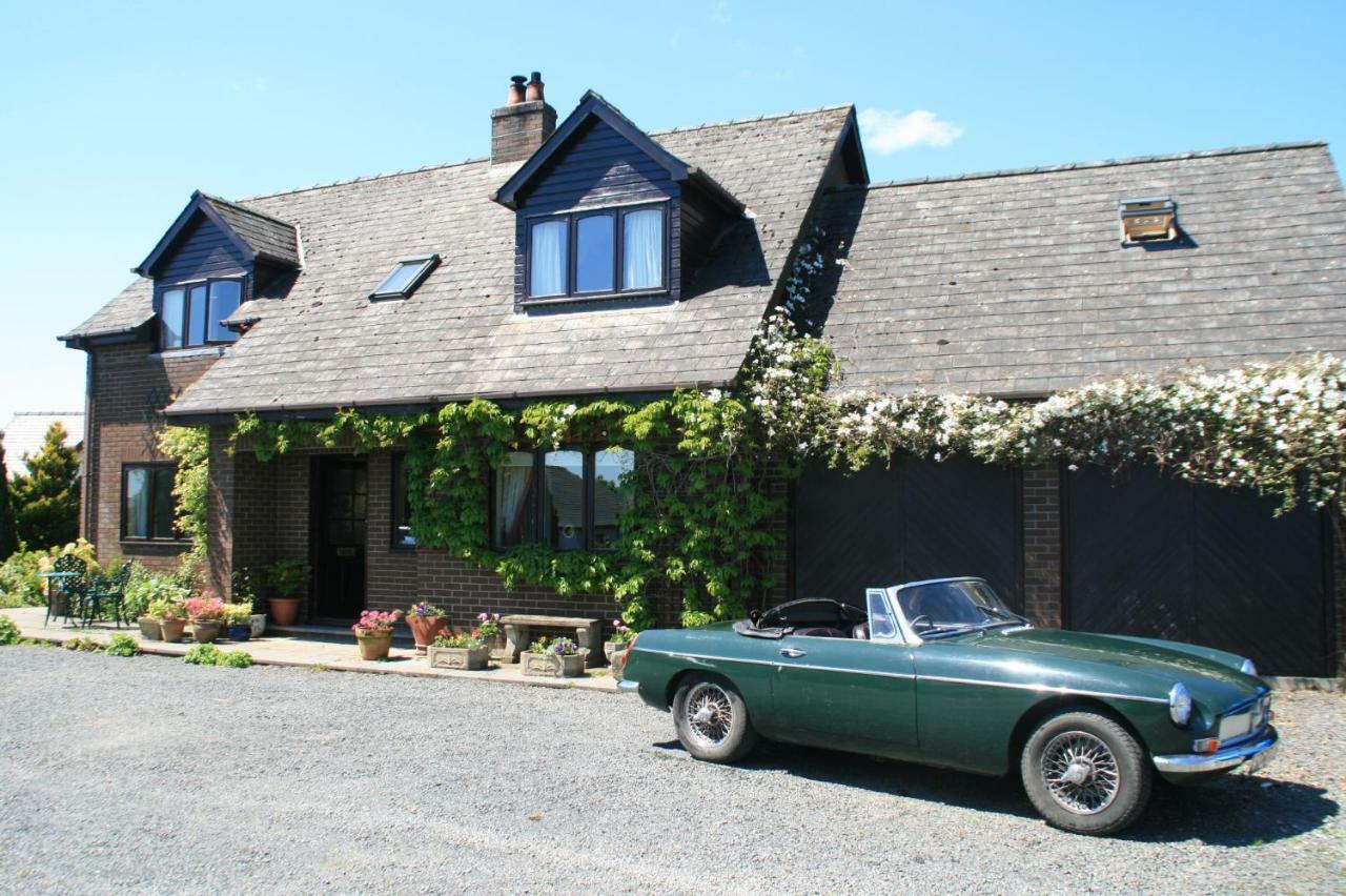 Ty Carreg Bed & Breakfast Llanwrtyd Wells Exterior photo